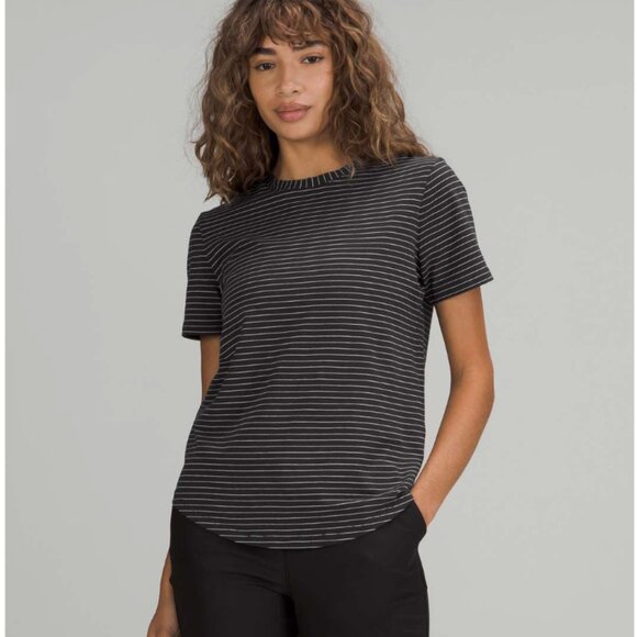 ✨ Lululemon Love Crew T-Shirt – Black/White Stripe – Womens Size 6-8 - Picture 1 of 16